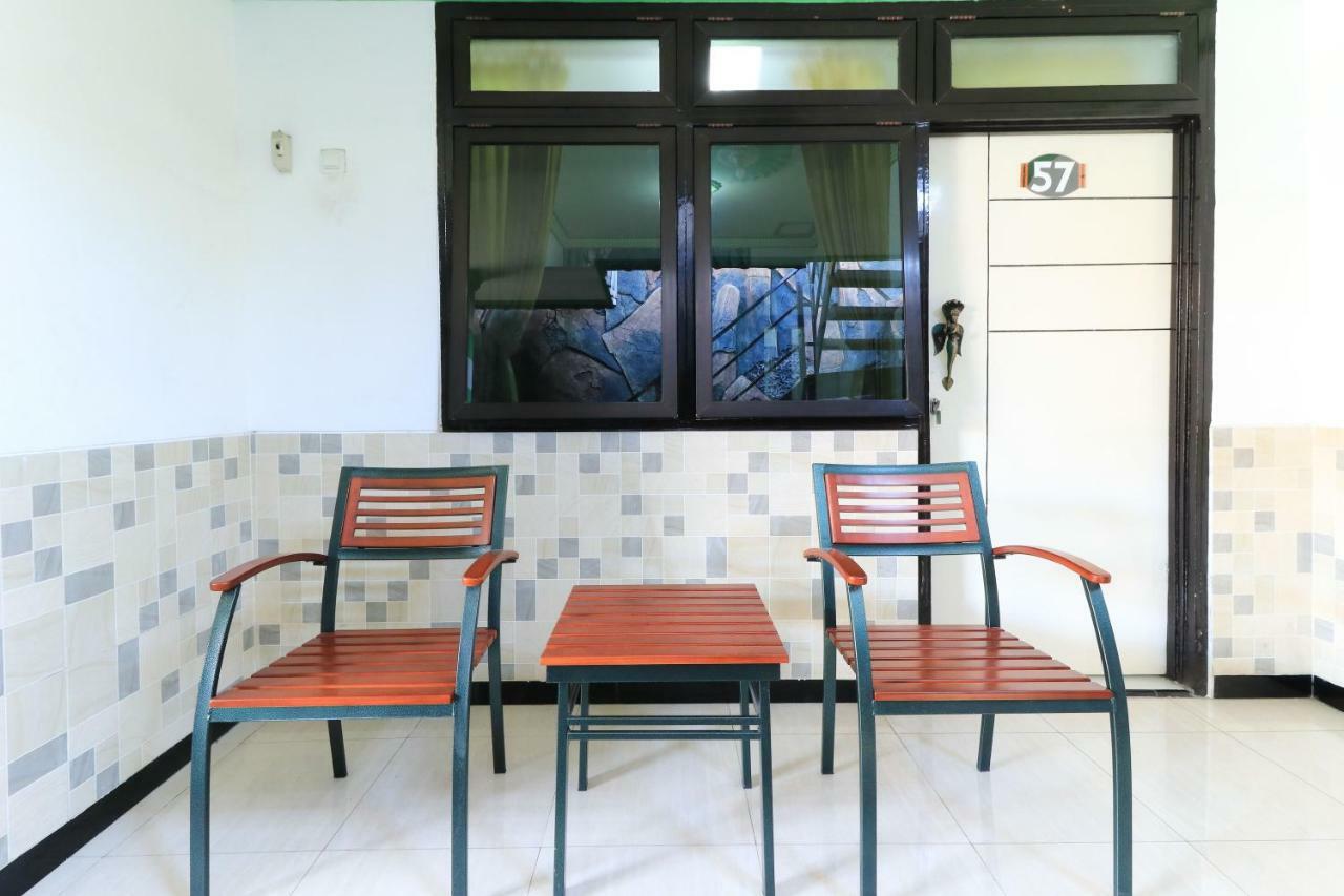 Naga Mas Hotel Mojokerto Exterior photo